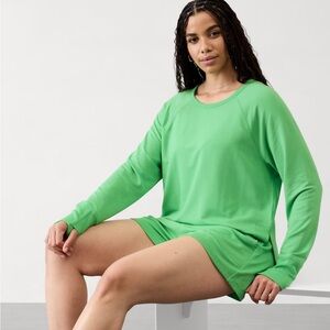 Athleta Coaster Luxe Recover High Hip Sweatshirt, M, NWT